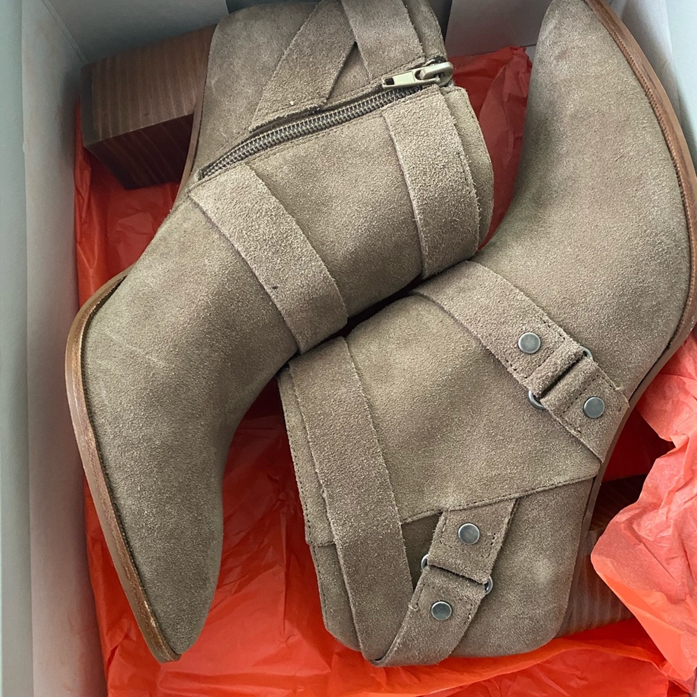 Sole society bootie